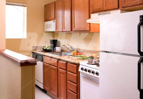 почивка в TownePlace Suites by Marriott Los Angeles LAX/Manhattan Beach