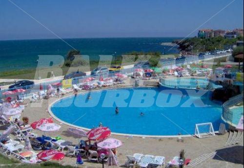 holiday in Perla Beach 1
