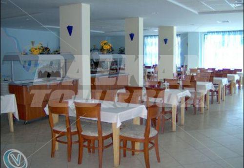 holiday in Perla Beach 1
