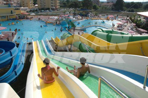 holiday in Perla Beach 1