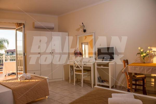 holiday in Arkadia Hotel Apartments