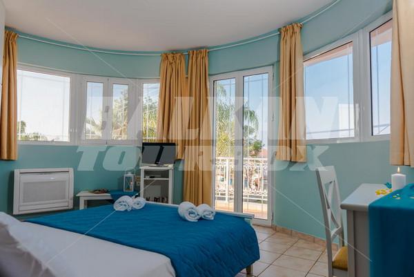 holiday in Arkadia Hotel Apartments