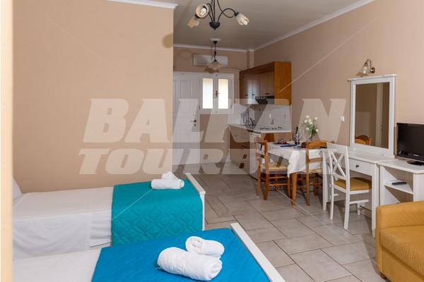 holiday in Arkadia Hotel Apartments