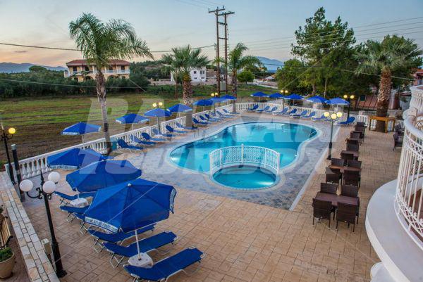 holiday in Arkadia Hotel Apartments
