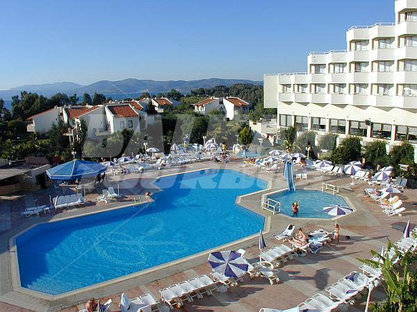 почивка в Richmond Ephesus Resort