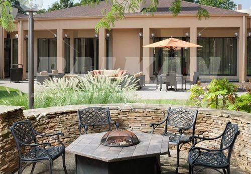 почивка в Courtyard by Marriott Cincinnati Blue Ash