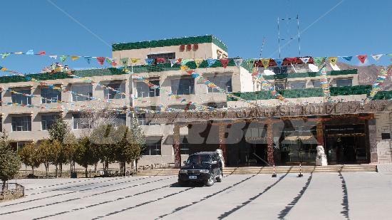holiday in Gyantse