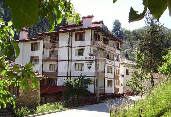 holiday in Bashtina House