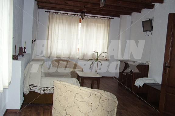 holiday in Bashtina House