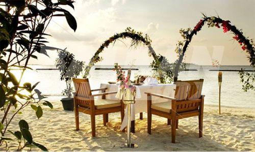 почивка в Kurumba Island Resort