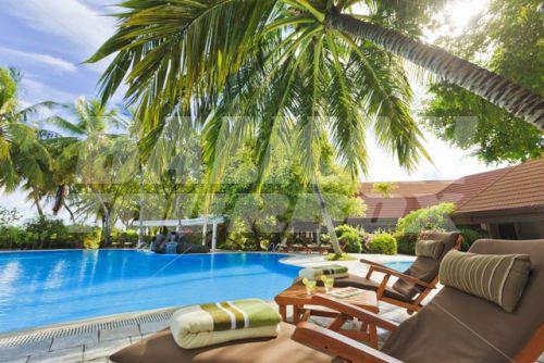 почивка в Kurumba Island Resort