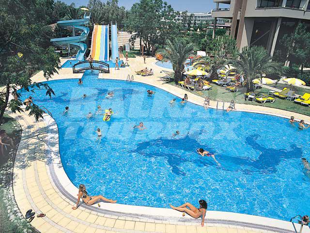 holiday in Grand Prestige