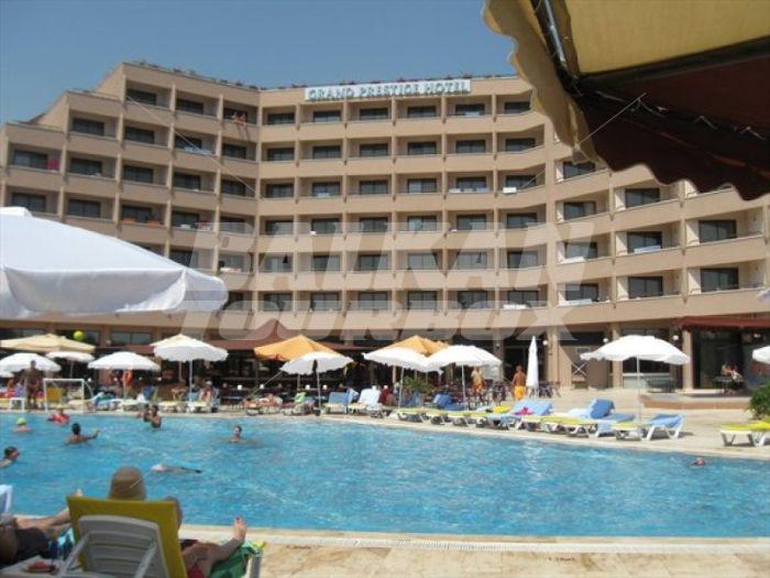 holiday in Grand Prestige