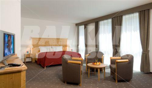 почивка в Four Points Sheraton