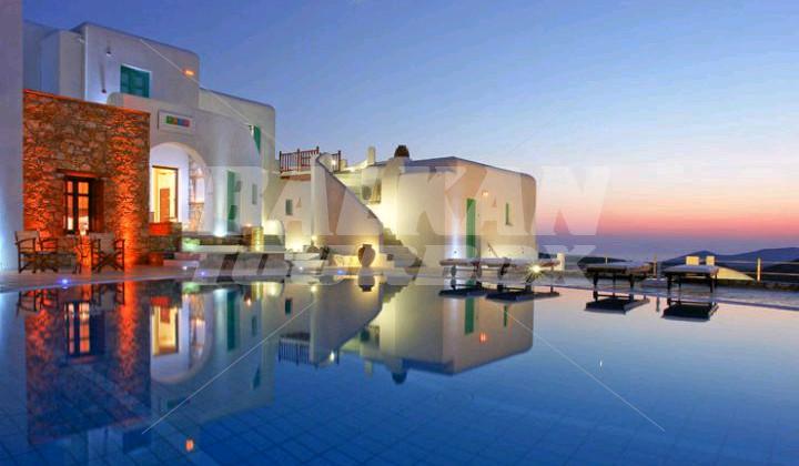 holiday in  Aria Boutique