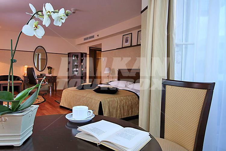 holiday in Holidaj Inn