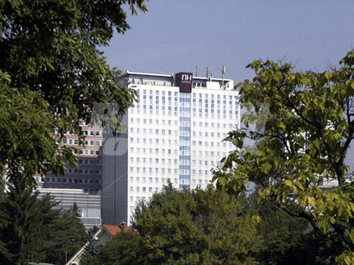 почивка в  NH Danube City