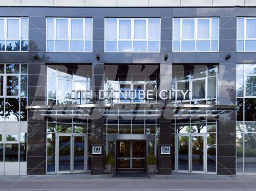 почивка в NH Danube City