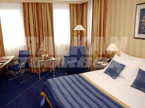 почивка в NH Danube City