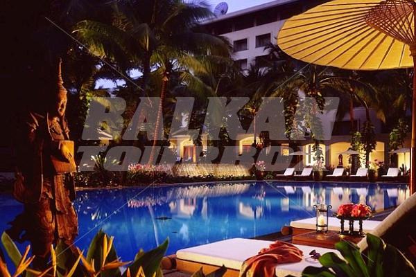 почивка в Four Seasons Hotel Bangkok