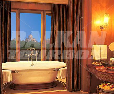holiday in The Oberoi Amarvilas Agra