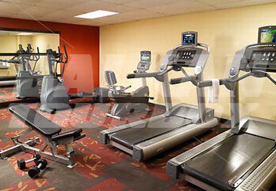 почивка в Courtyard by Marriott Savannah Midtown