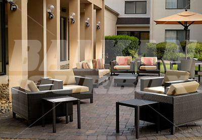 почивка в Courtyard by Marriott Savannah Midtown