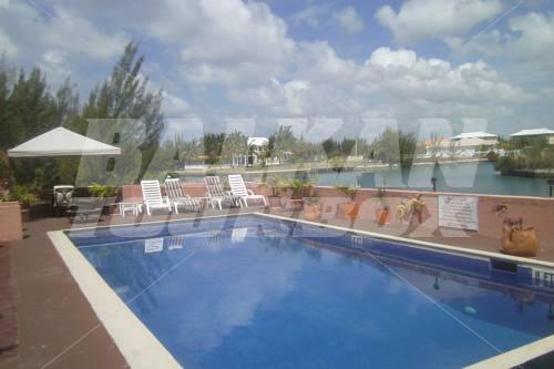 почивка в Dundee Bay Villas