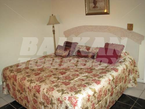 почивка в Dundee Bay Villas