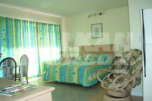 почивка в Dundee Bay Villas