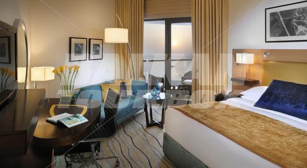 почивка в Movenpick  Jumeirah Beach