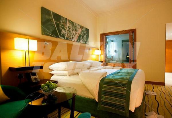 почивка в Movenpick  Jumeirah Beach