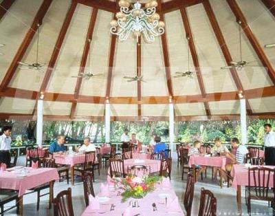 почивка в Baros Maldives