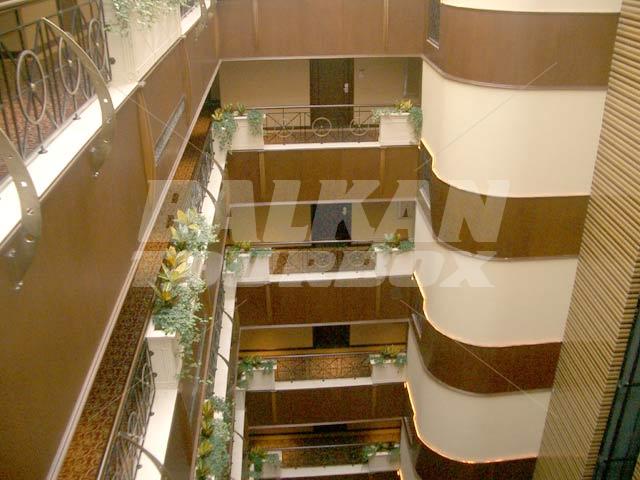 почивка в Flora Grand