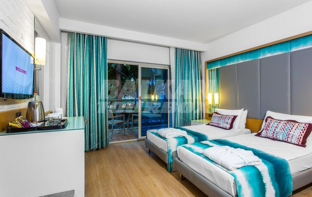 почивка в Long Beach Resort