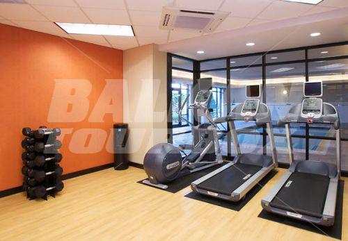 почивка в Courtyard by Marriott Louisville Airport