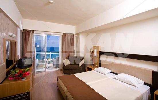 holiday in Pegasos Beach