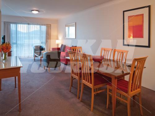 почивка в Medina Executive James Court