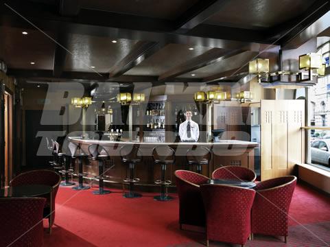 почивка в NH Ghent Belfort