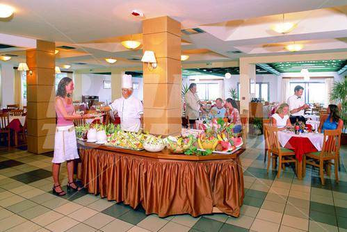 holiday in Mediterraneo
