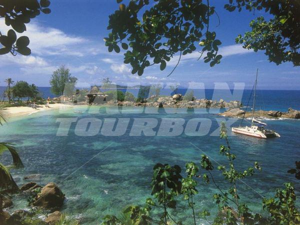 holiday in Constance Lemuria Resort