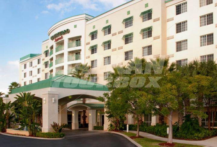 почивка в  Courtyard by Marriott Fort Lauderdale Airport & Cruise Port