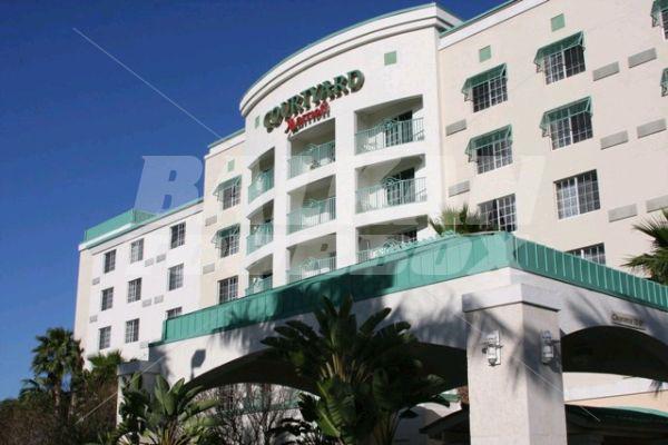 почивка в Courtyard by Marriott Fort Lauderdale Airport & Cruise Port