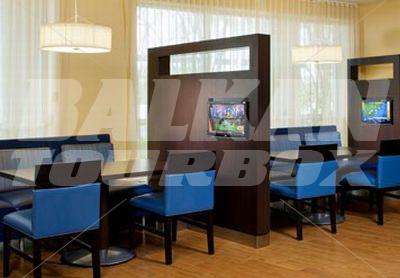 почивка в Courtyard by Marriott Fort Lauderdale Airport & Cruise Port