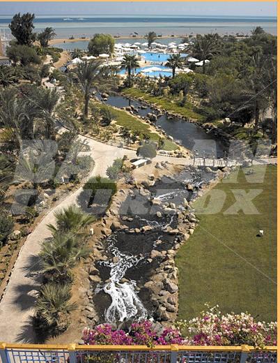 почивка в Moevenpick Resort