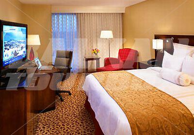 почивка в Cleveland Airport Marriott