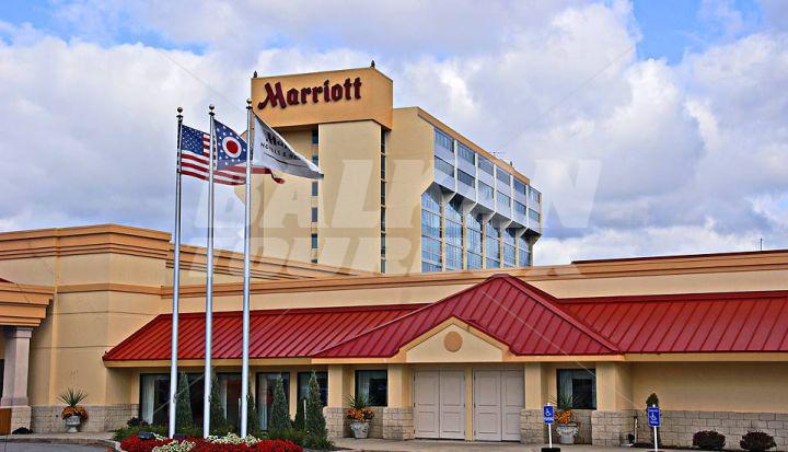 почивка в  Cleveland Airport Marriott