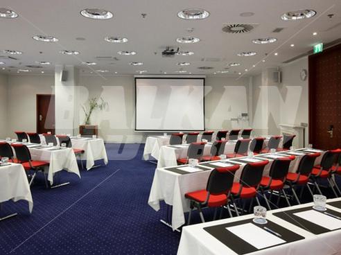 почивка в NH Luxembourg