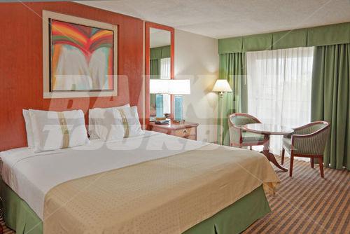 holiday in Holiday Inn Niagara Falls - By the Falls