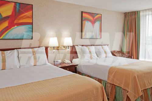 holiday in Holiday Inn Niagara Falls - By the Falls